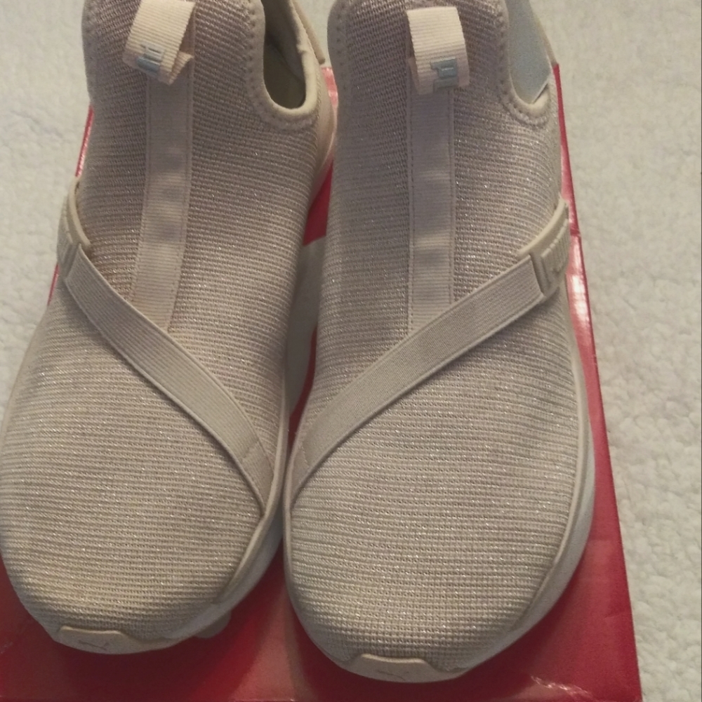 Brand new pumas